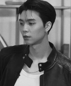 Johnny Suh